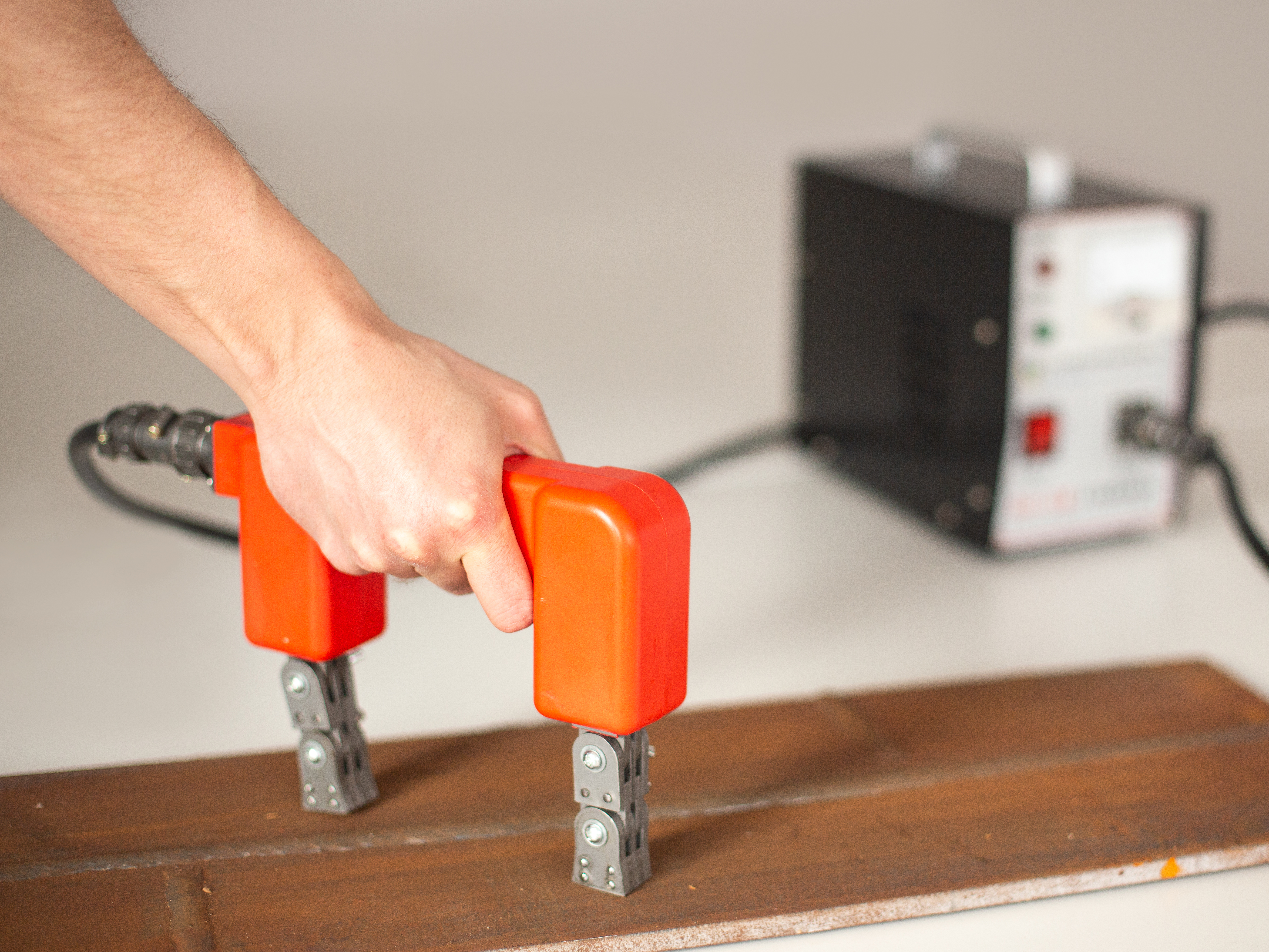 Magnetic particle examination